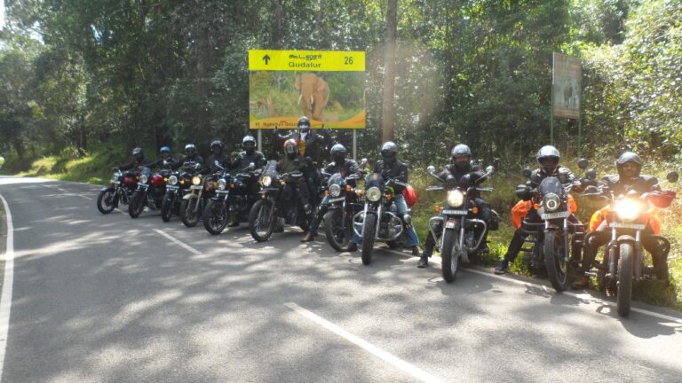 Riding in Unity: The Roles of Lead, Marshal & Sweeper in Convoy Rides